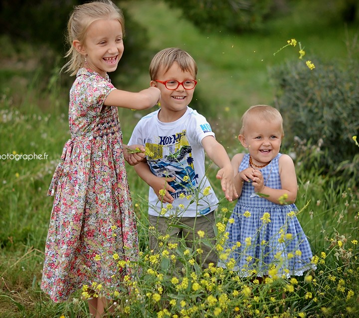 Photographe enfants et famille à Carry le Rouet | Ronan, Lucille et Emeline